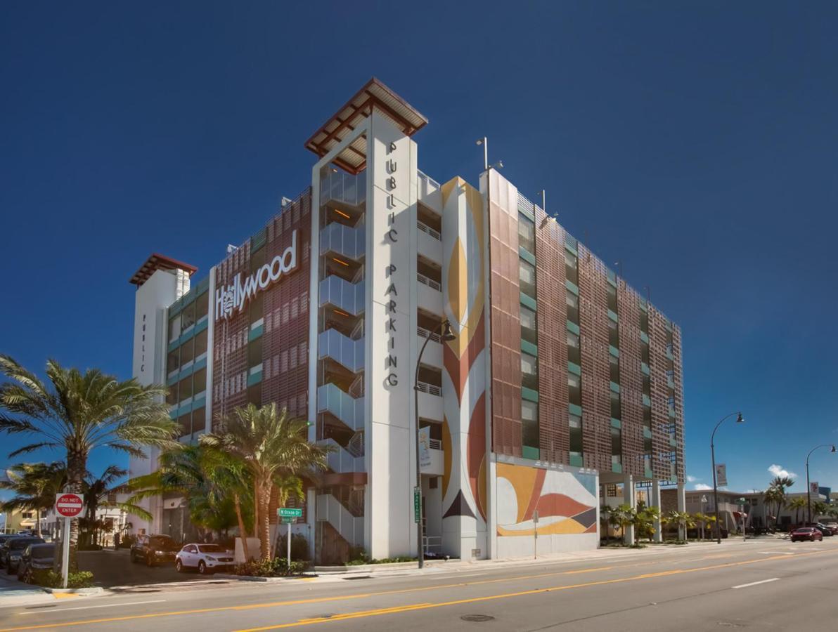 The Marlin Beachside Hollywood Exterior photo
